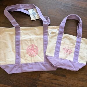 🔘Trader Joe’s Lavender-Trim Canvas Tote Bag set of 2